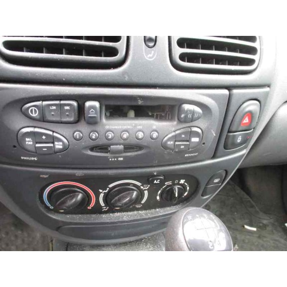 renault megane i classic (la0) del año 1999