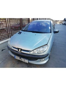 peugeot 206 berlina del año 2002