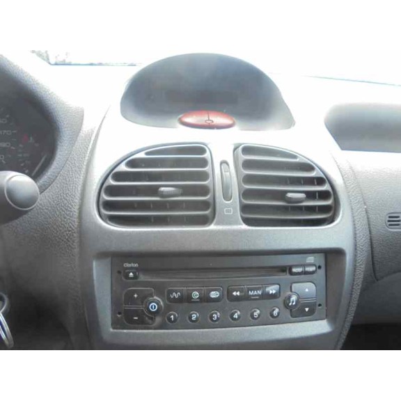 peugeot 206 berlina del año 2006