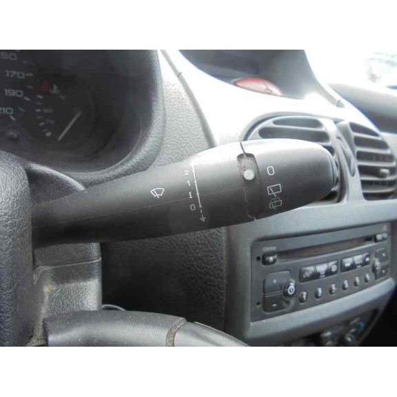 peugeot 206 berlina del año 2006