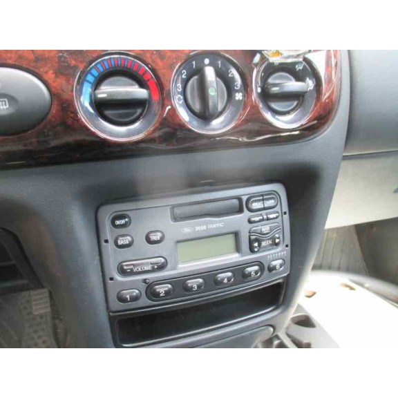 ford escort berlina/turnier del año 1995