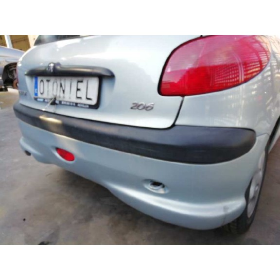 peugeot 206 berlina del año 2002