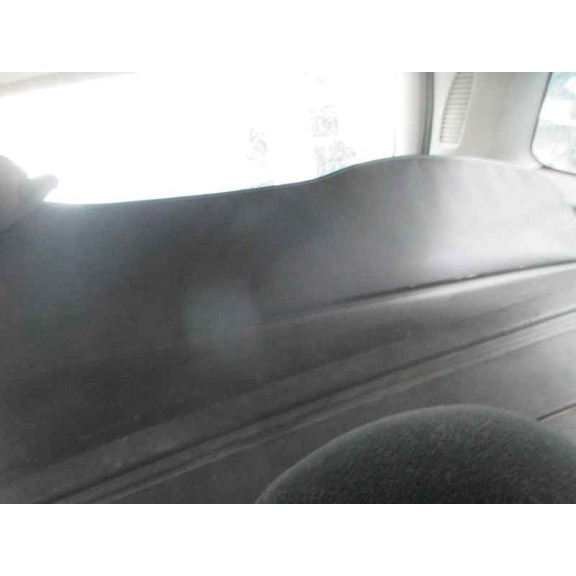 ford focus berlina (cak) del año 2001