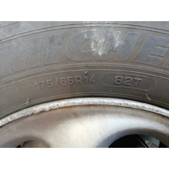 peugeot 206 berlina del año 2002