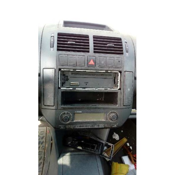 volkswagen polo (9n1) del año 2002