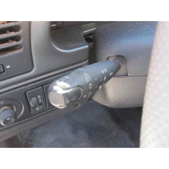 citroën xsara berlina del año 1997