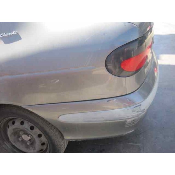 renault megane i berlina hatchback (ba0) del año 1997