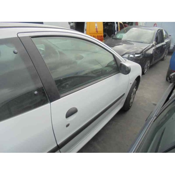 peugeot 206 berlina del año 2006