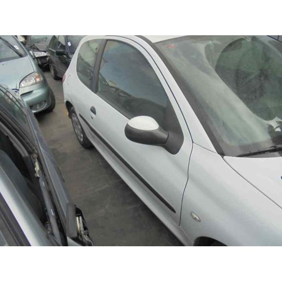 peugeot 206 berlina del año 2006