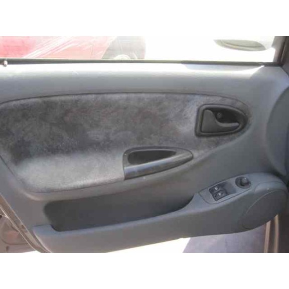 renault megane i berlina hatchback (ba0) del año 1997