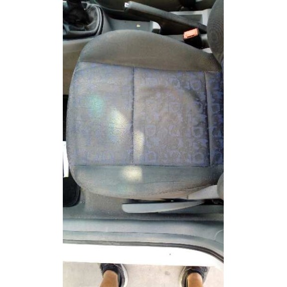 skoda octavia berlina (1u2) del año 2000