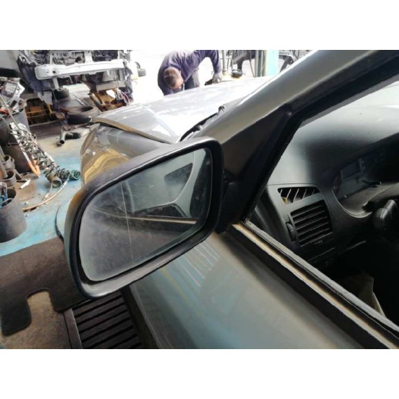 seat ibiza (6k1) del año 2001