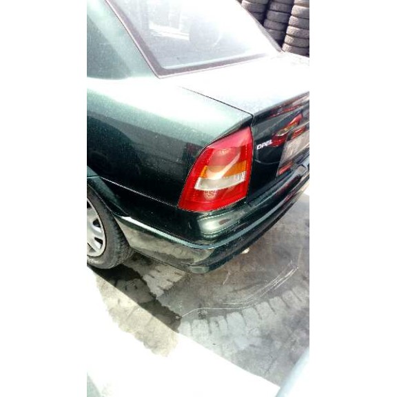 opel astra g berlina del año 1999