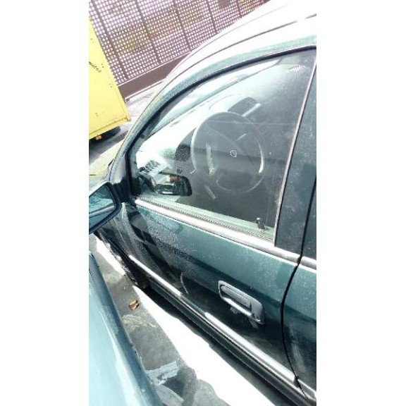 opel astra g berlina del año 1999