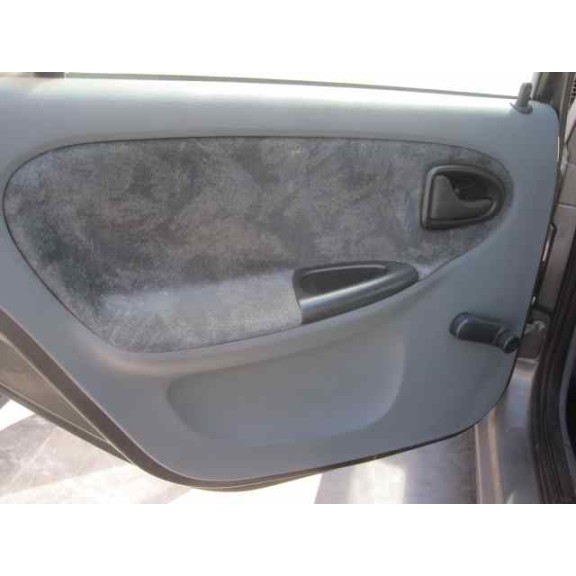 renault megane i berlina hatchback (ba0) del año 1997