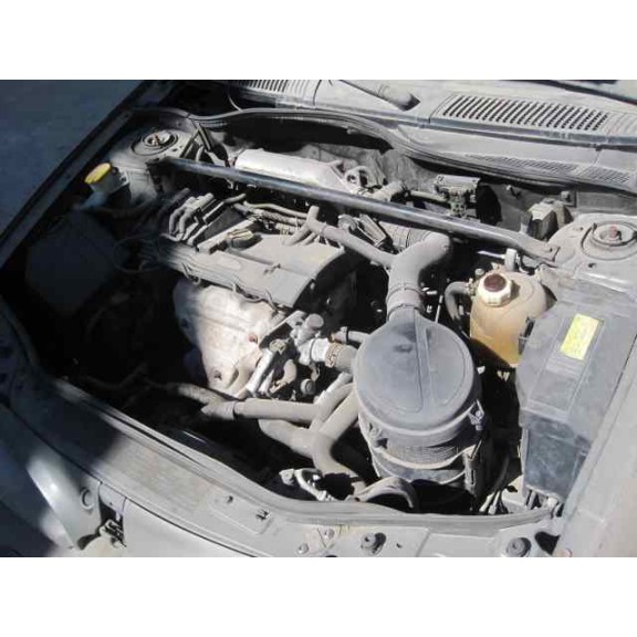 renault megane i berlina hatchback (ba0) del año 1997