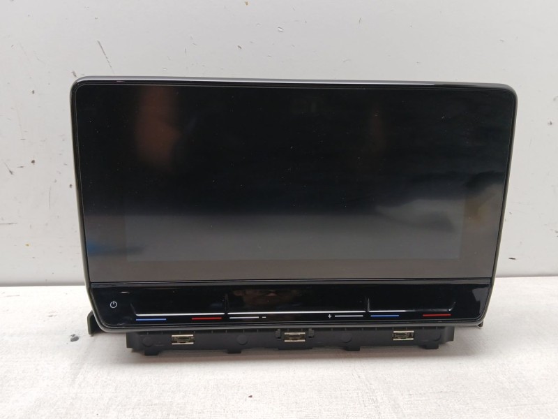 Recambio de pantalla multifuncion para seat leon (kl1, klg) 2.0 tdi referencia OEM IAM 5FA99605 5fA9I19605 A2c16877805