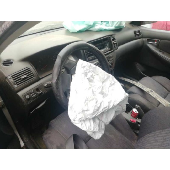 toyota corolla (e12) del año 2003