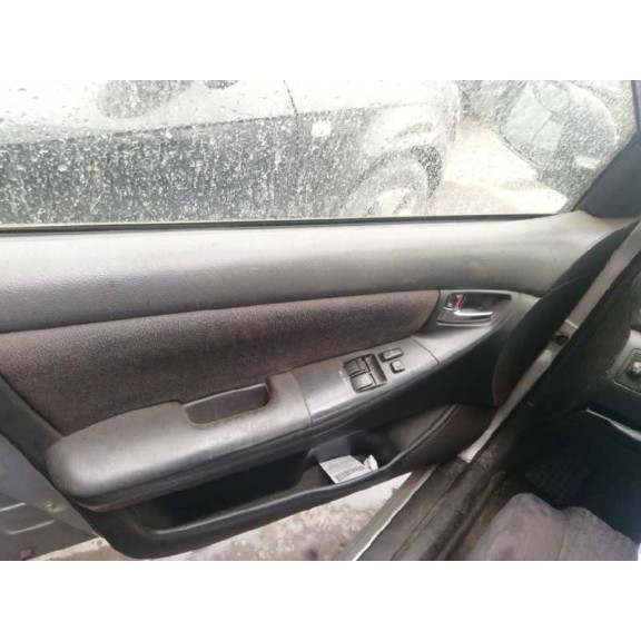 toyota corolla (e12) del año 2003