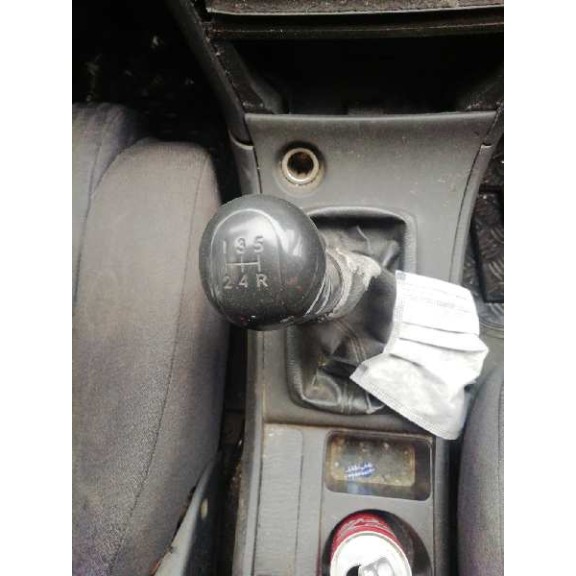 toyota corolla (e12) del año 2003