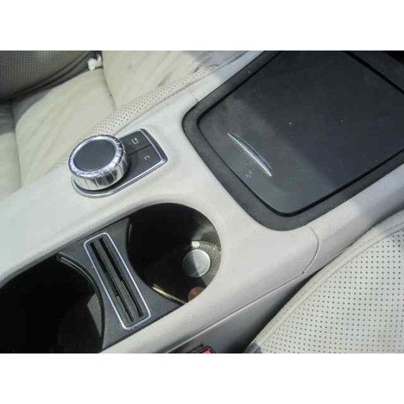 mercedes-benz clase cla (w117) del año 2014