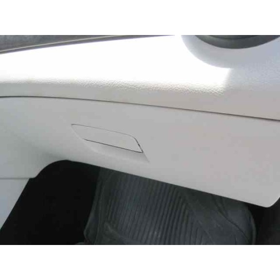 mercedes-benz clase cla (w117) del año 2014