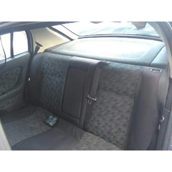 opel astra g berlina del año 1999