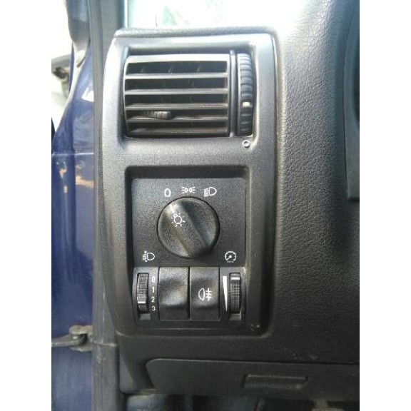 opel astra g berlina del año 1999