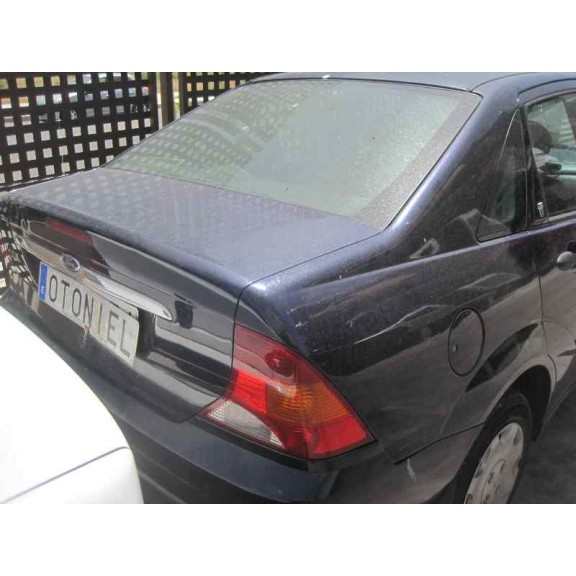 ford focus berlina (cak) del año 2000