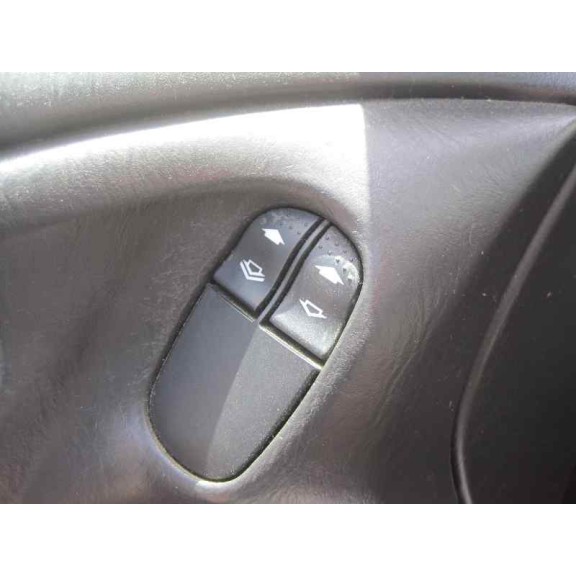 ford focus berlina (cak) del año 2000