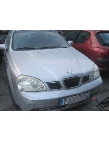 daewoo nubira berlina del año 2003