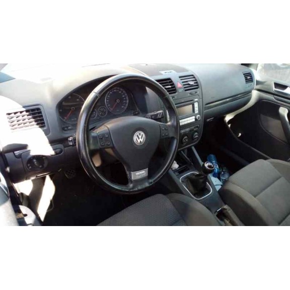 volkswagen golf v berlina (1k1) del año 2008