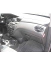 ford focus berlina (cak) del año 2000
