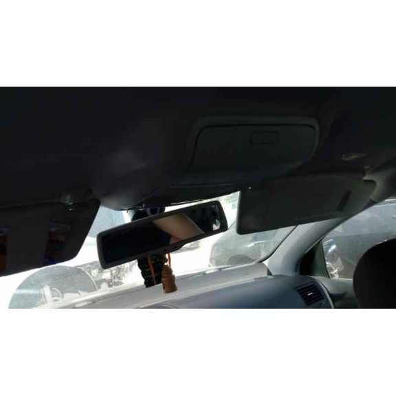 volkswagen golf v berlina (1k1) del año 2008