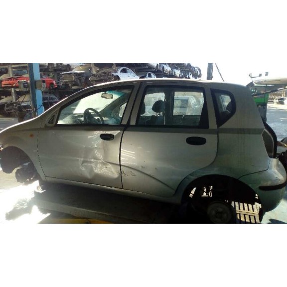 daewoo kalos del año 2004