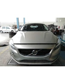 volvo v40 del año 2017