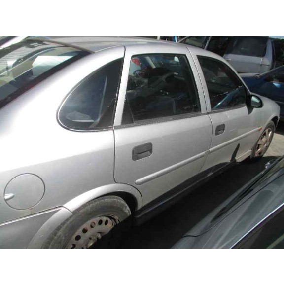 opel vectra b berlina del año 1999