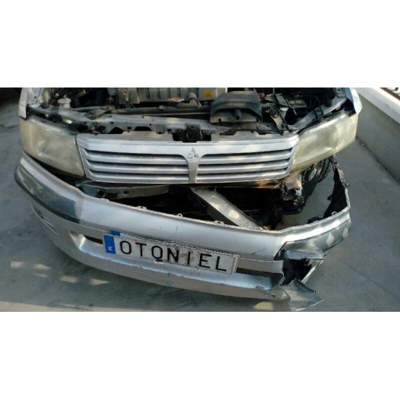 mitsubishi space wagon (n80/n90) del año 2001