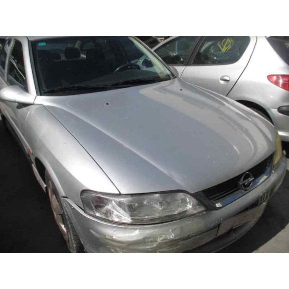 opel vectra b berlina del año 1999