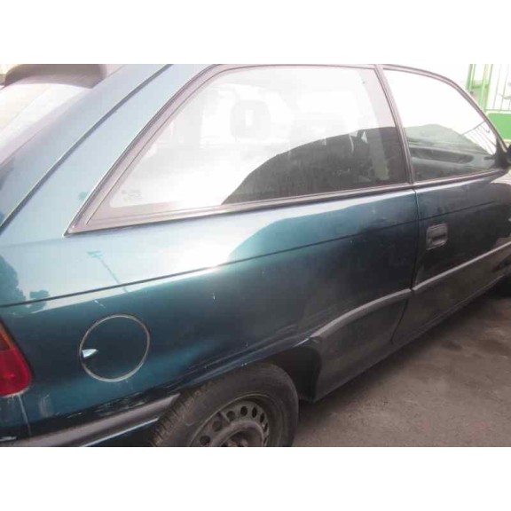 opel astra f berlina del año 1998