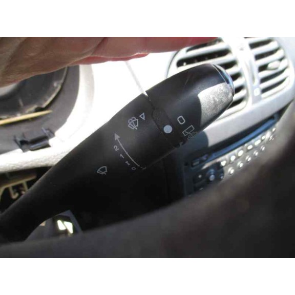 peugeot 206 berlina del año 2003