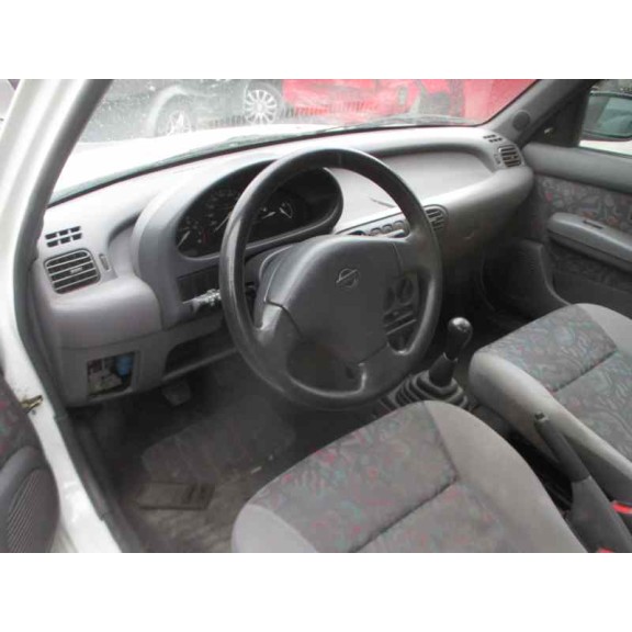 nissan micra (k11) del año 1997