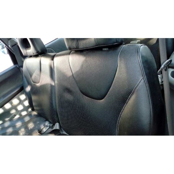 mitsubishi space wagon (n80/n90) del año 2001