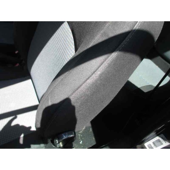 peugeot 206 berlina del año 2003