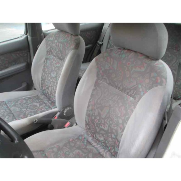 nissan micra (k11) del año 1997