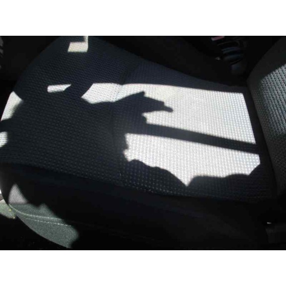 peugeot 206 berlina del año 2003