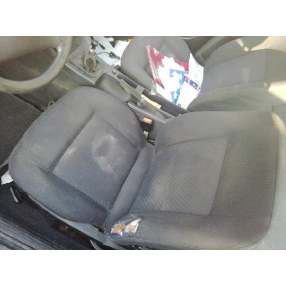 audi a6 berlina (c4) del año 1995