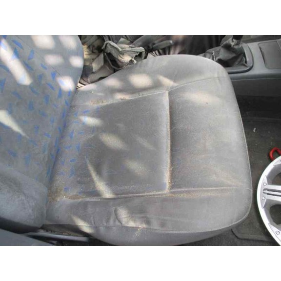 seat cordoba berlina (6k2) del año 2001