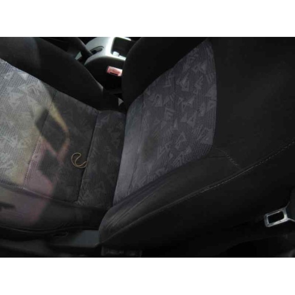 daewoo lanos del año 2000