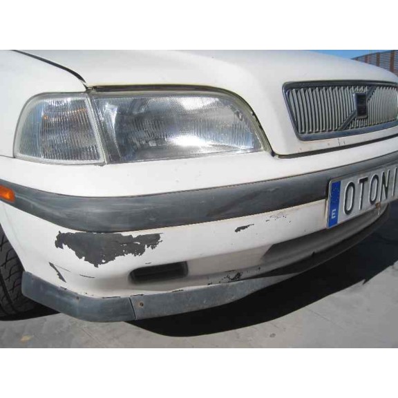 volvo s40 berlina del año 1997